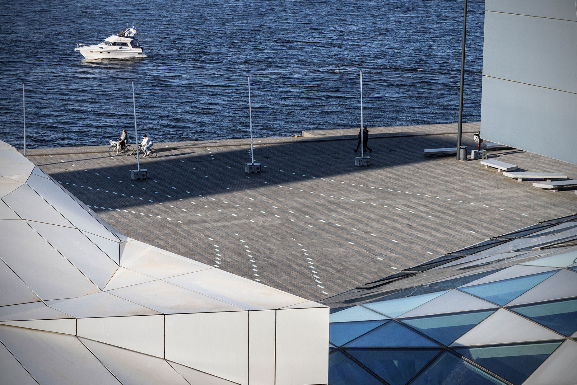 Lithomex styrkefuger anvendt som fast fuge mellem fliser ved Musikkens Hus i Aalborg